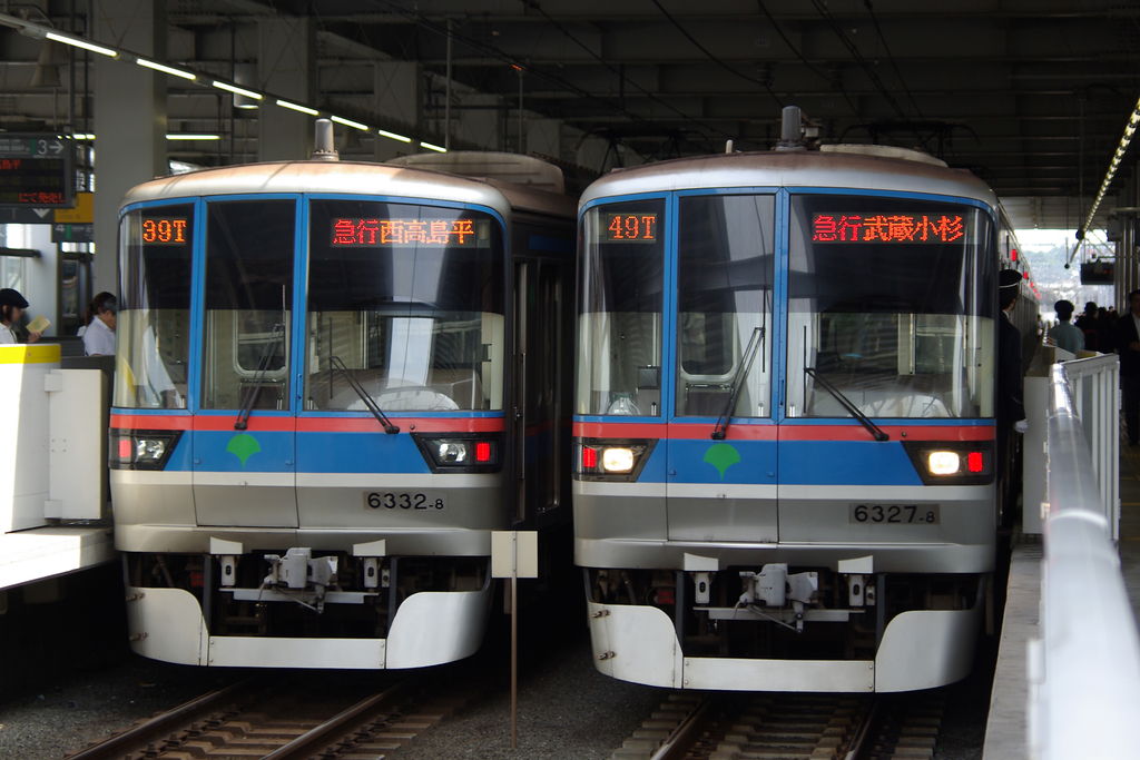 都営6300形6327Fの写真