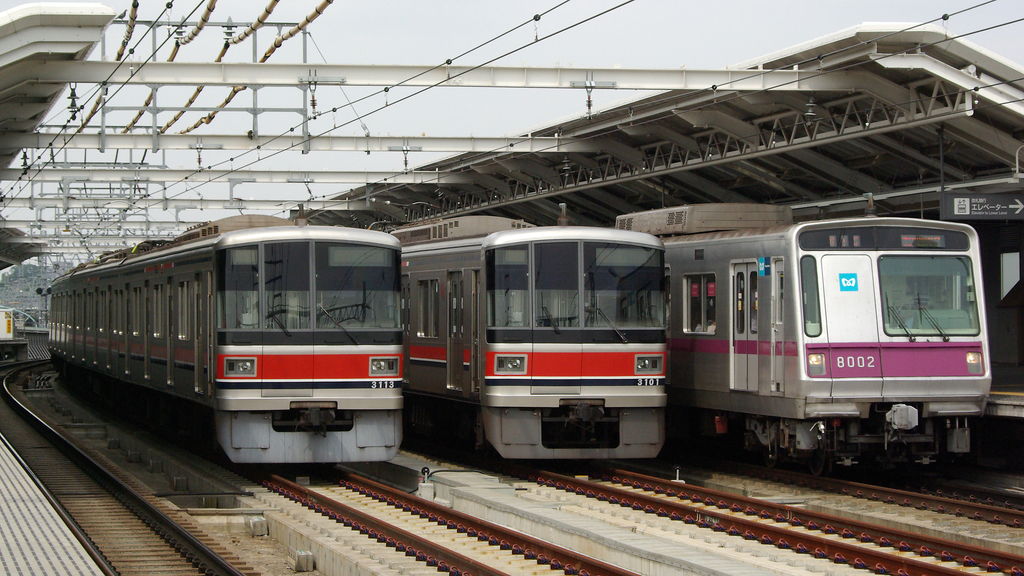 東京メトロ8000系8102fの写真 東京メトロ8000系8102fの写真